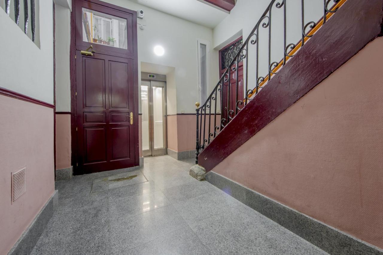 Nuevo Apt De 7 Pax En El Corazon De Malasana Madrid Exterior photo